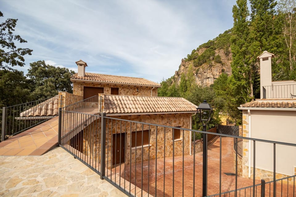 Property building, Day, Natural landscape, View (from property/room), Mountain view