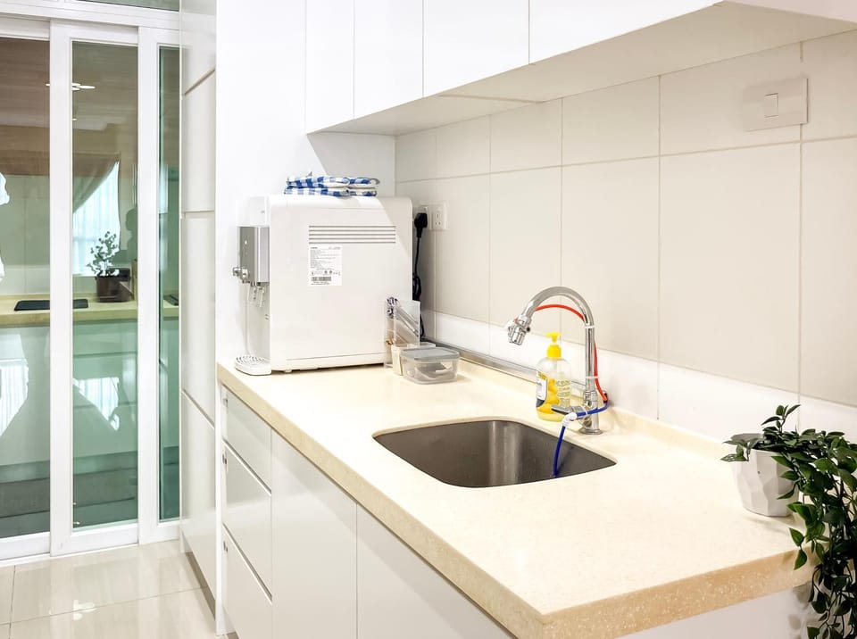 Coffee/tea facilities, Kitchen or kitchenette, Drinks, internet, stove