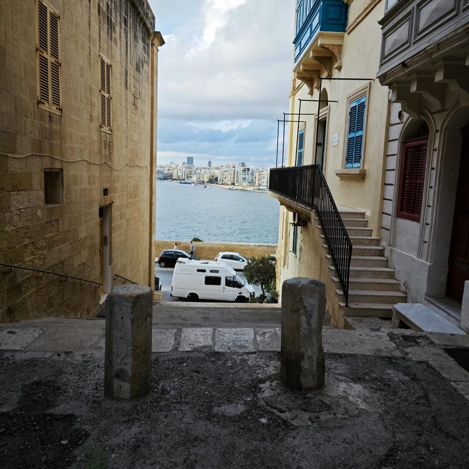 Day, Neighbourhood, Natural landscape, Sea view