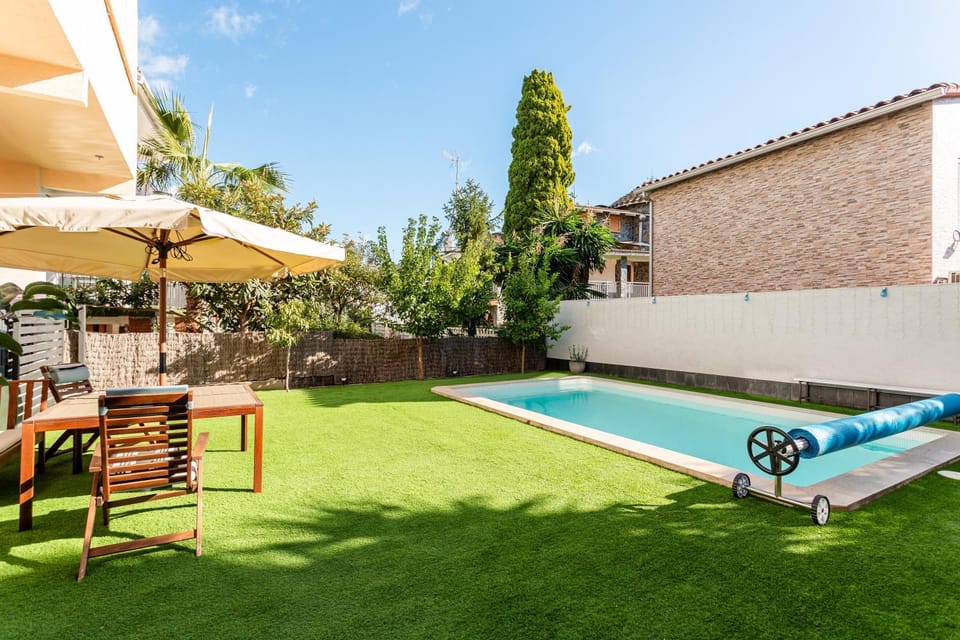 Property building, Living room, Swimming pool