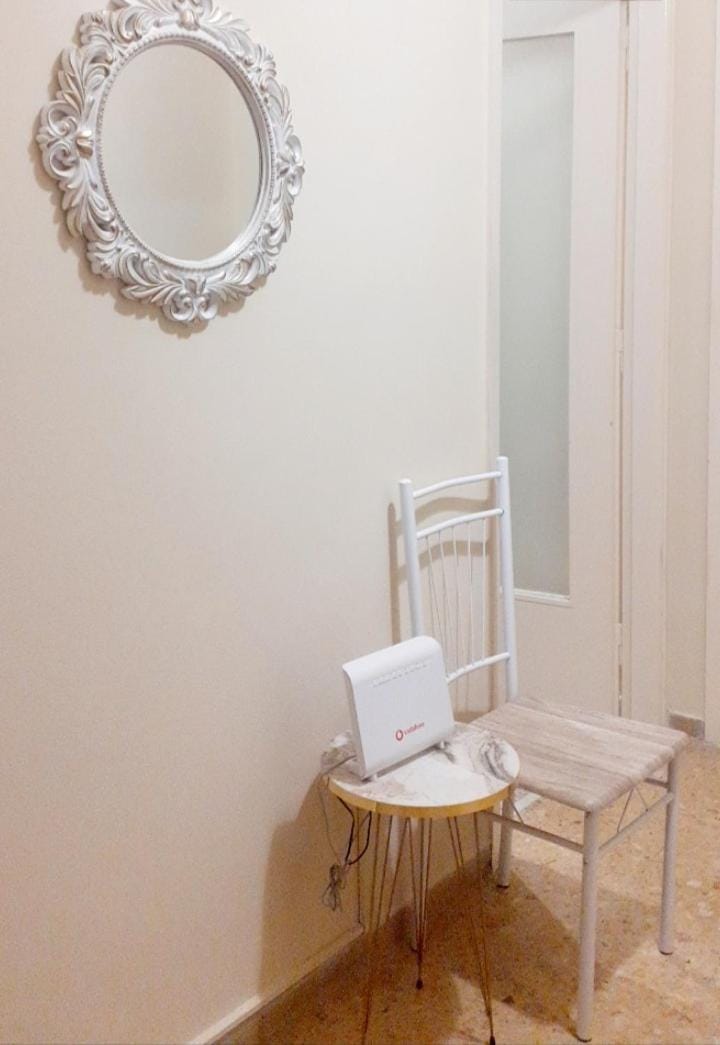 Seating area, internet