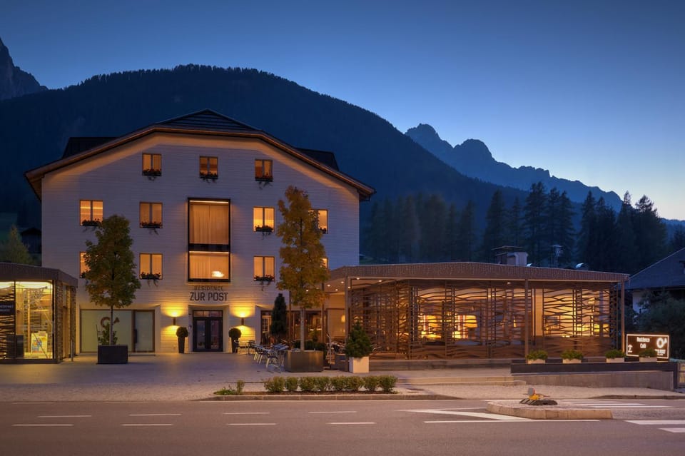 Property building, Facade/entrance
