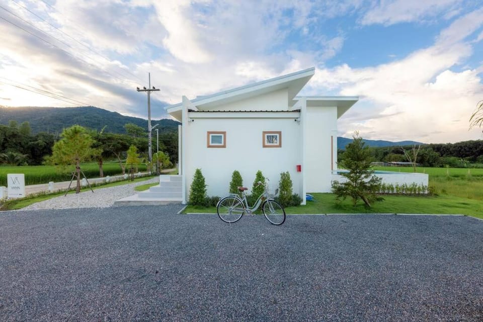 Vann House Chiang Rai- near Mae Fah Luang University Villa in Thailand