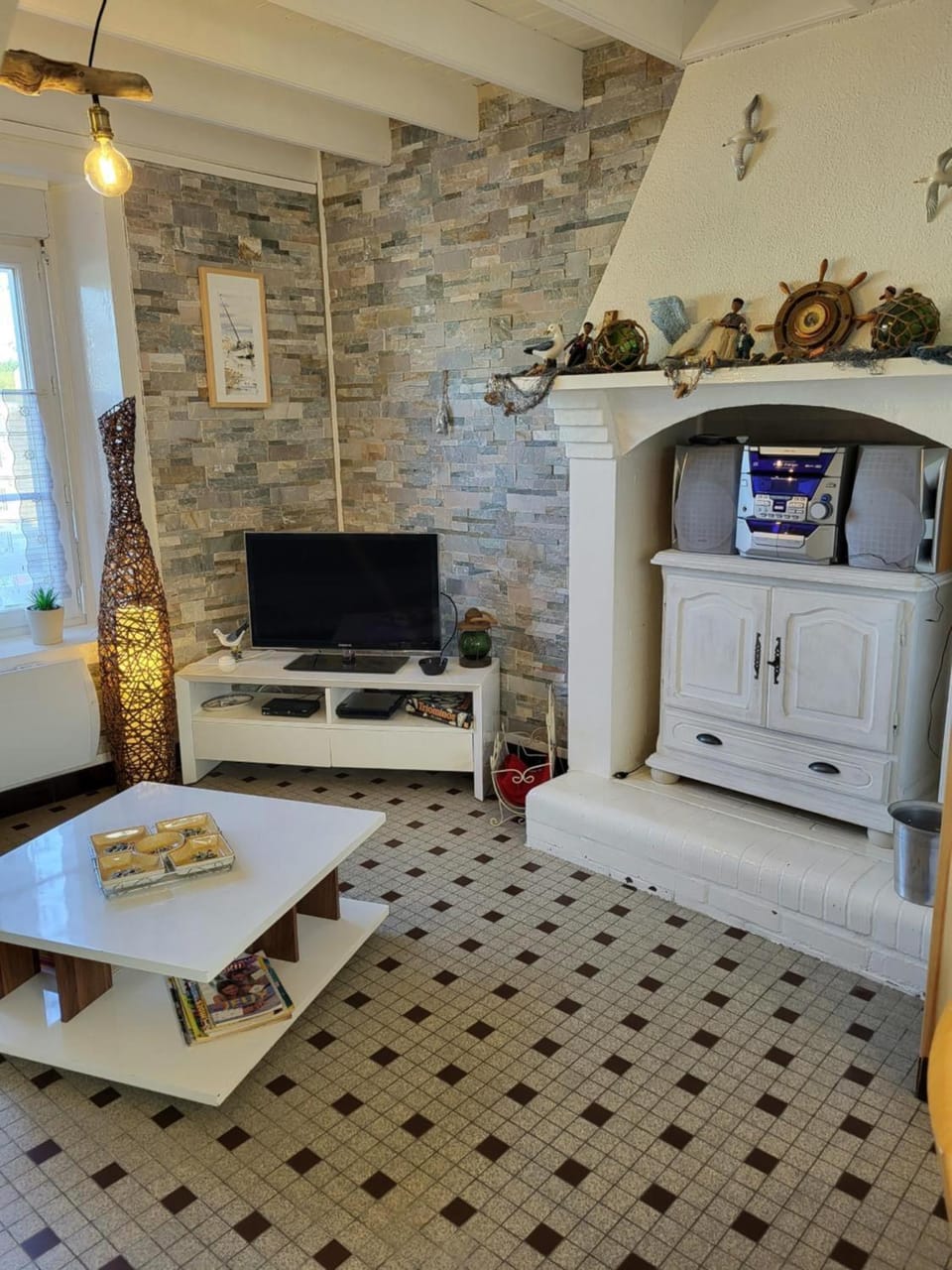 Property building, Living room