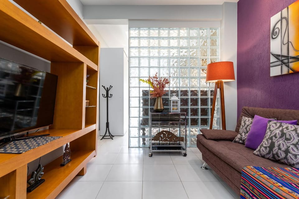 Communal lounge/ TV room, Living room