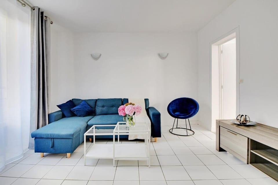 CHAMPS DE MARS - GRENELLE Apartment in Paris