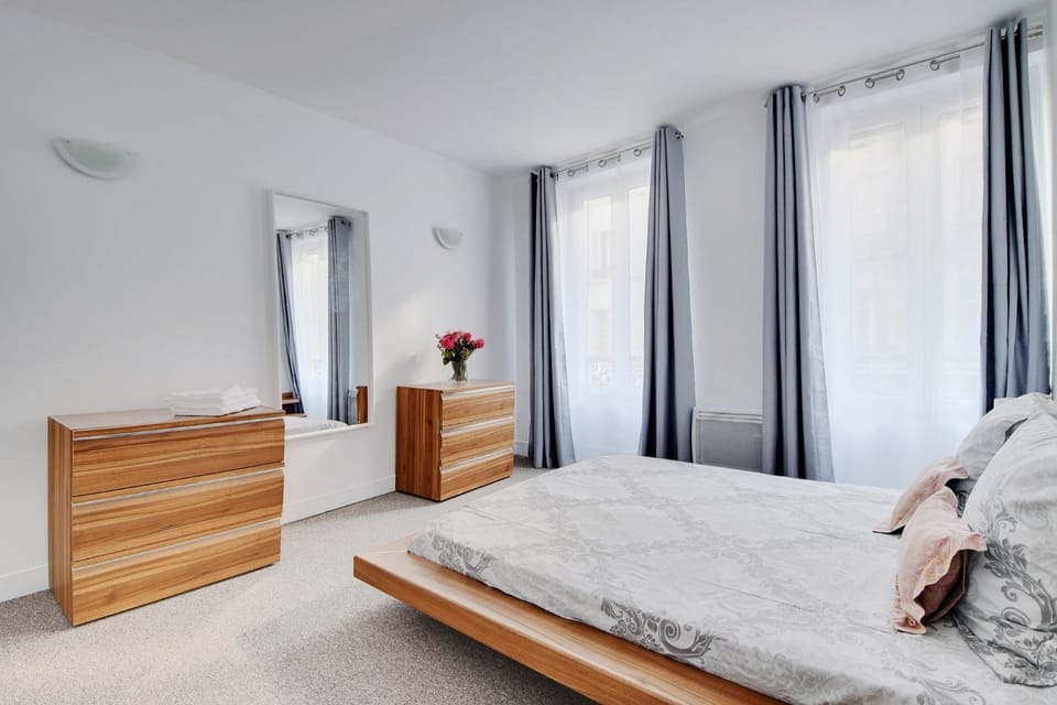 CHAMPS DE MARS - GRENELLE Apartment in Paris