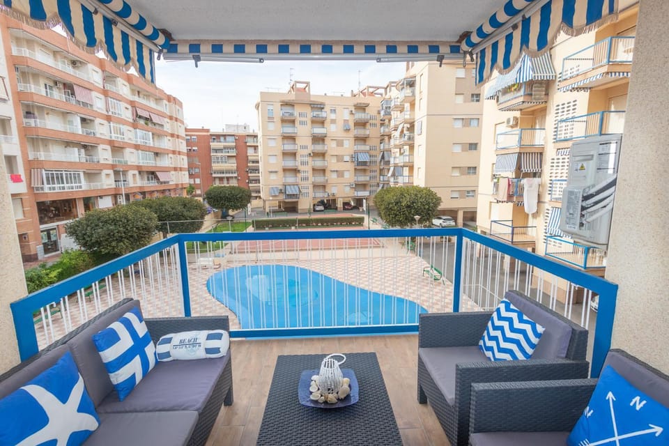 Balcony/Terrace, Pool view, Swimming pool
