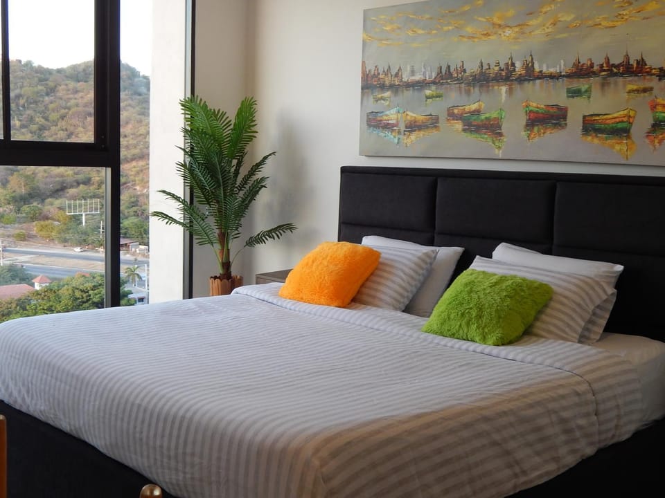 Bed, Bedroom, Mountain view