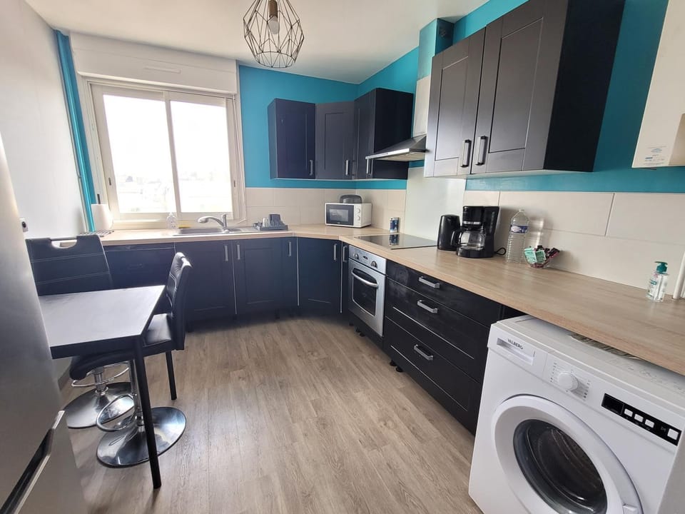Appartement T5 avec 3 chambres Vacation rental in Brest