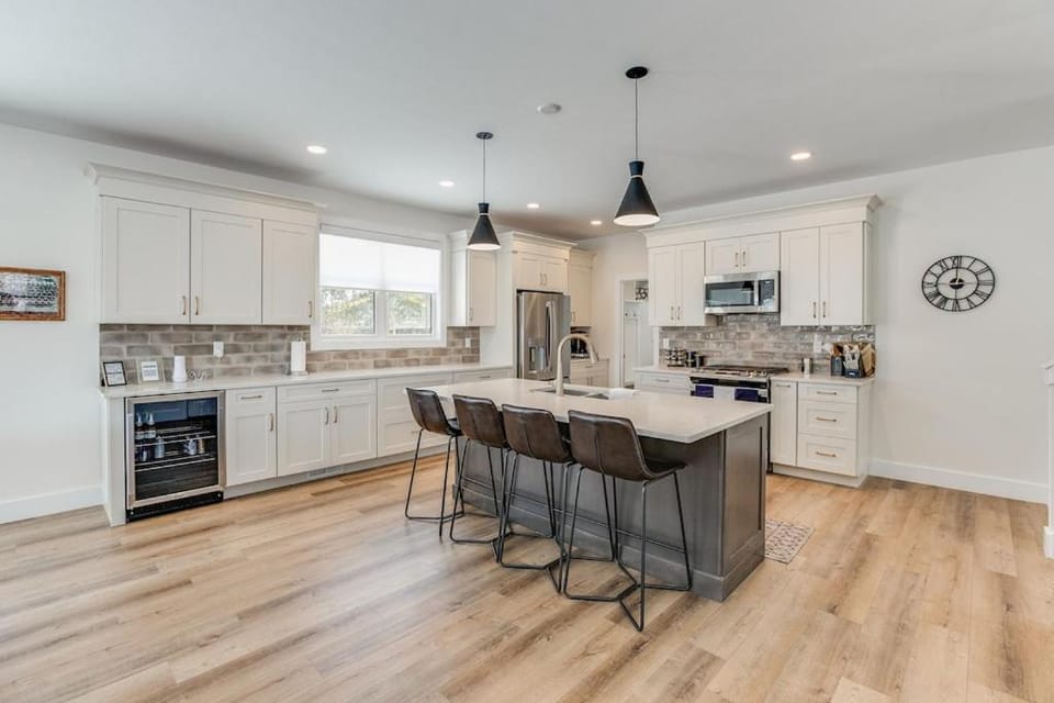 Luxury Estate with StadiumTDJ Views Sleeps 20 House in South Bend