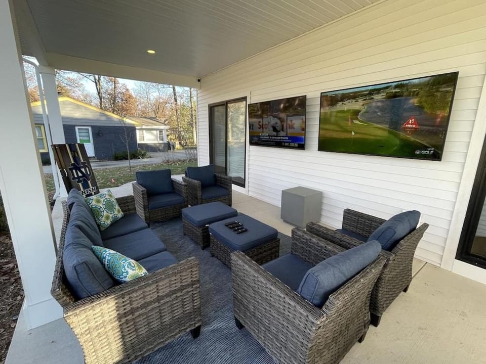 Luxury Estate with StadiumTDJ Views Sleeps 20 House in South Bend