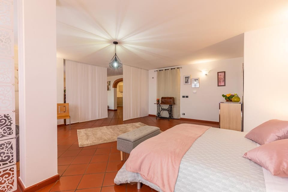 Property building, Living room, Bedroom