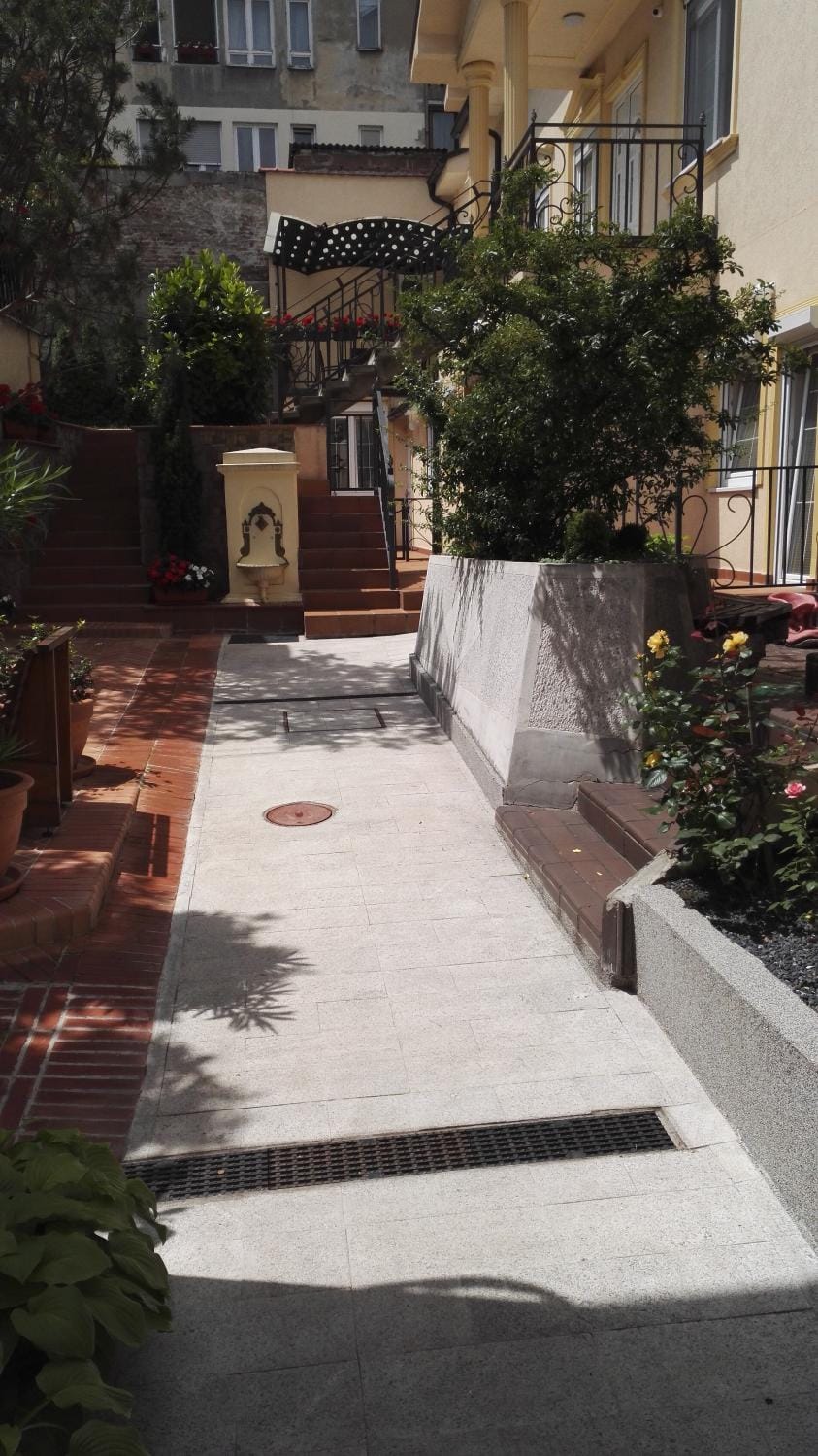 Fantastic Belgrade Nights Apartment in Belgrade