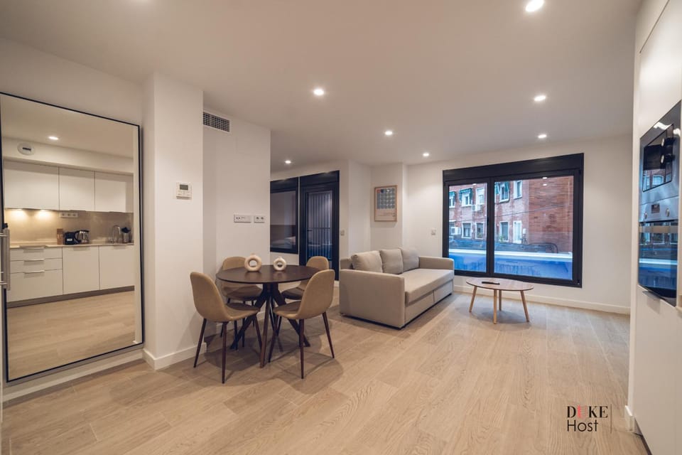 Castilla Luxury 1B Apartment Apartment in Madrid