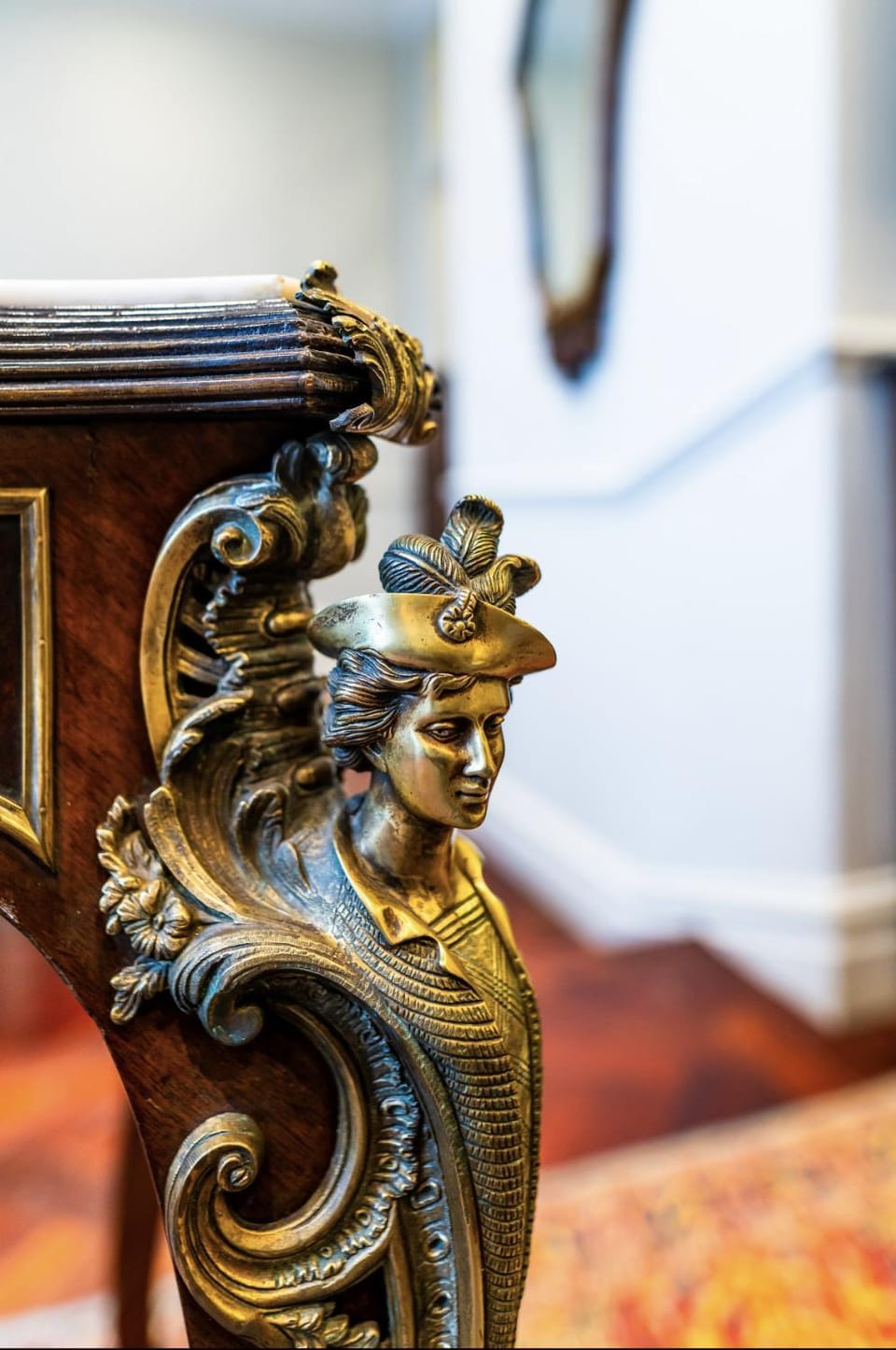 Living room, Decorative detail