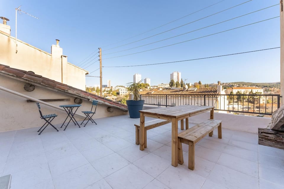 Balcony/Terrace, City view