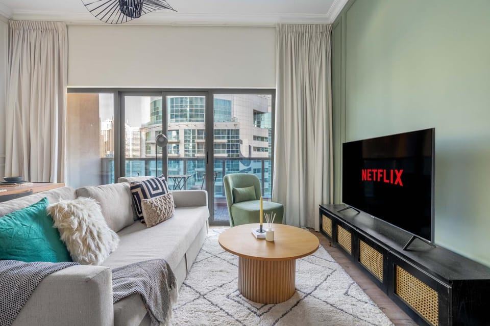 GuestReady - High Floor Modern 1BR in Dubai Marina Apartment in Dubai
