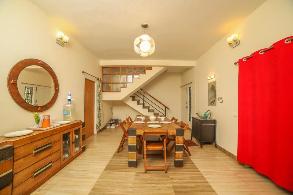 Dining area, Breakfast