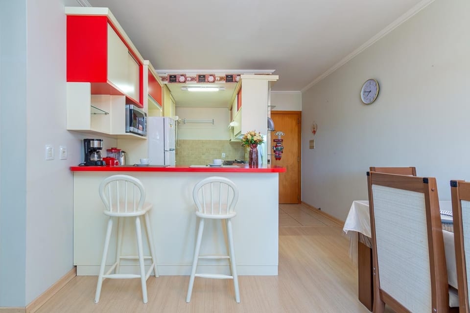 Coffee/tea facilities, Kitchen or kitchenette, Dining area, oven, pet friendly, stove