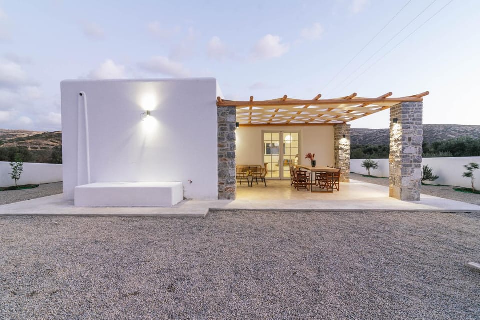 Property building, Patio