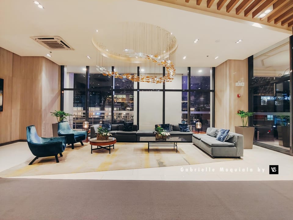 Perfect for Working, Quiet & Relaxing at Uptown BGC Apartment in Makati
