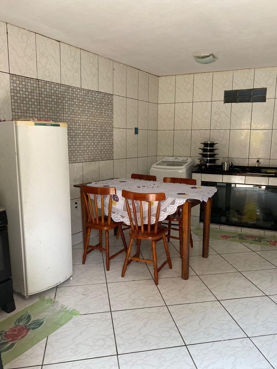 Kitchen or kitchenette, Kitchen or kitchenette