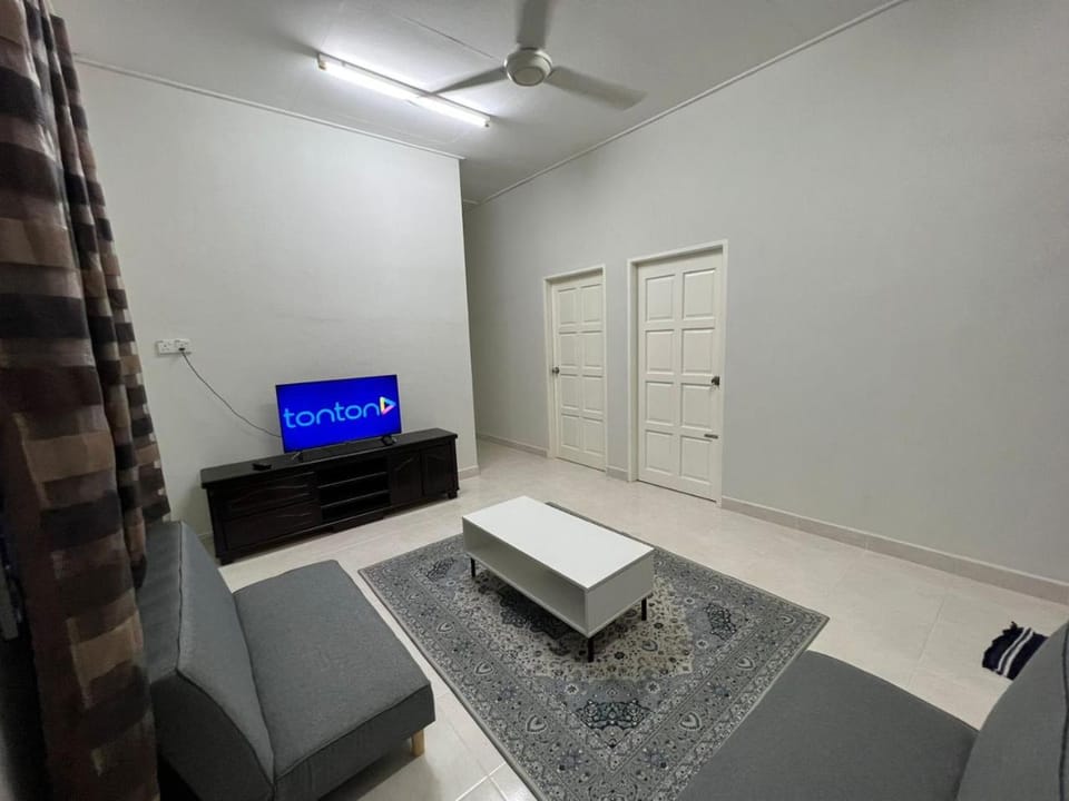 Relaxs Homestay Semi-D House in Malaysia