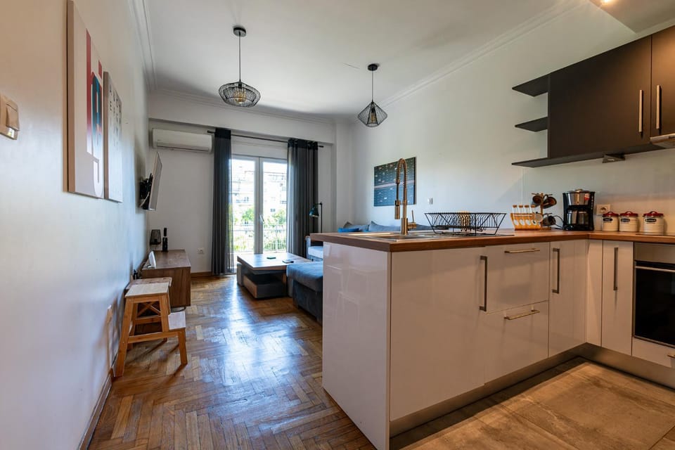 Kitchen or kitchenette, Living room, Dining area