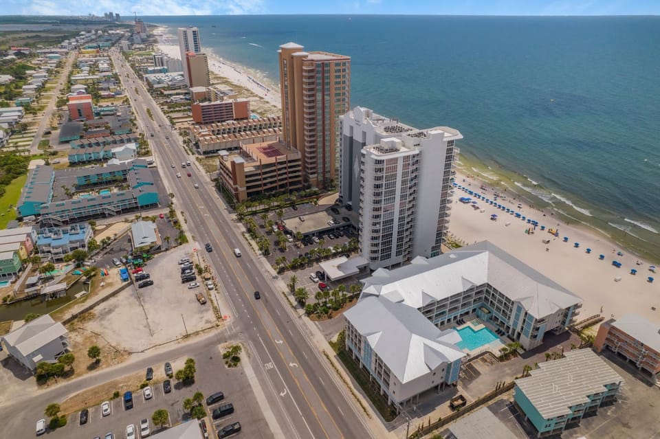 Sea Glass 316 by Vacation Homes Collection Apartment in West Beach