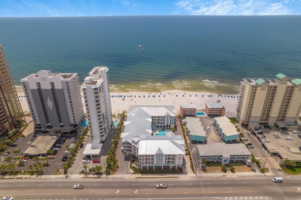 Sea Glass 316 by Vacation Homes Collection Apartment in West Beach