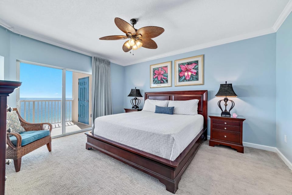 Admirals Quarters Unit 1101 House in Orange Beach
