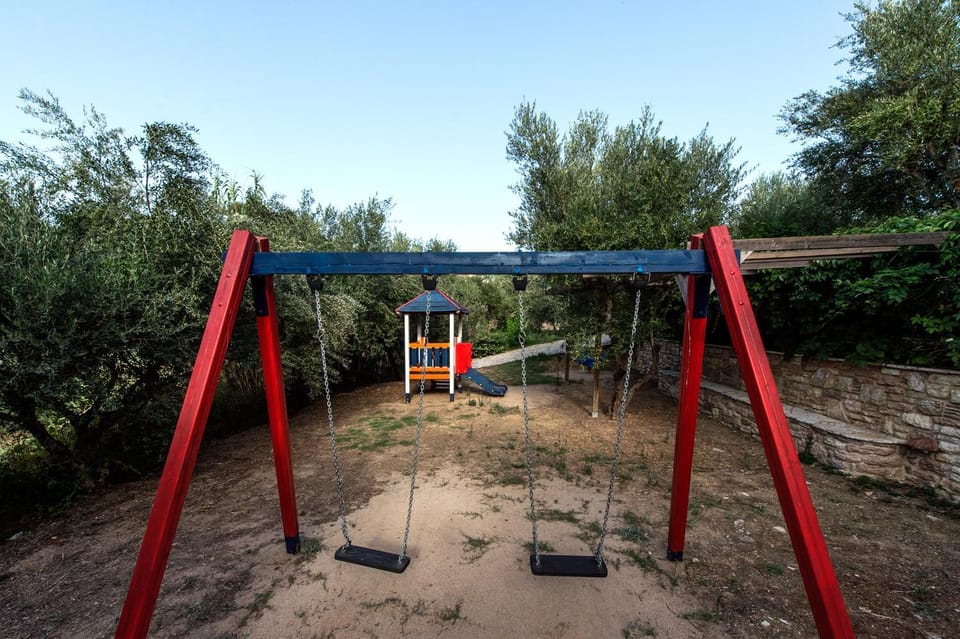 Children play ground, Kids's club