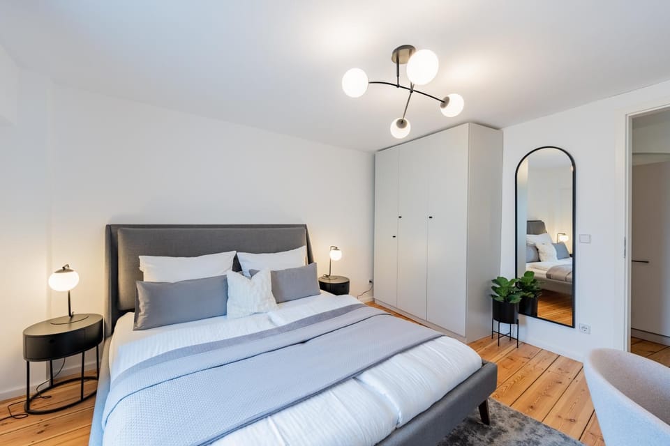 Bed, Photo of the whole room, Bedroom, wardrobe