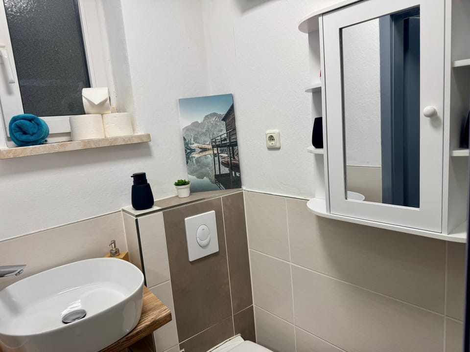 Toilet, Bathroom