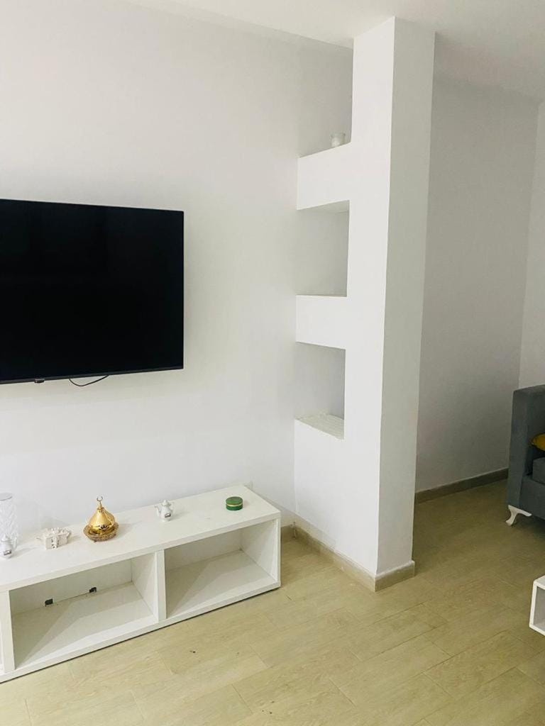 Communal lounge/ TV room, TV and multimedia, Evening entertainment