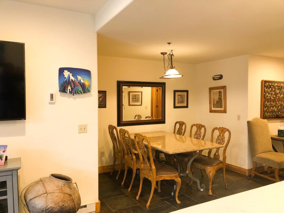 Bear Creek Lodge 209AB by Alpine Lodging Telluride Apartment in Mountain Village