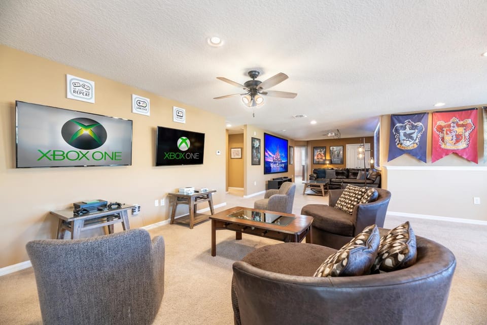 Game Room, TV and multimedia, Living room, Evening entertainment