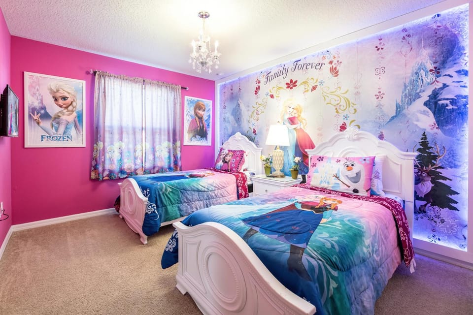 Bed, Photo of the whole room, Bedroom