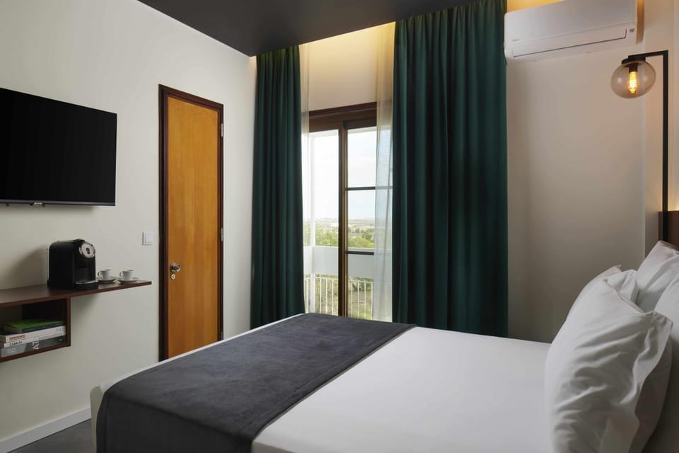 Bed, View (from property/room), Bedroom