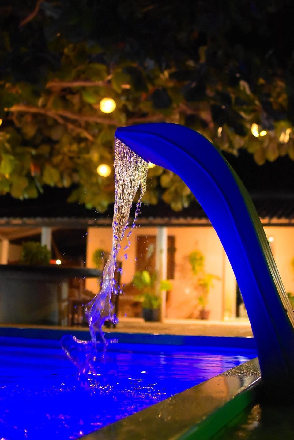 Night, Pool view