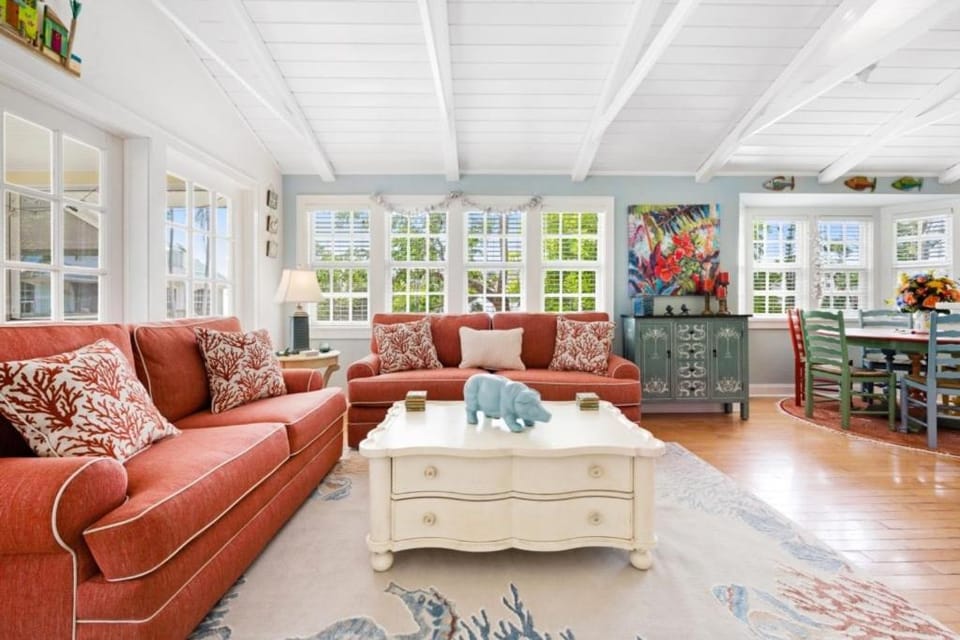 Turtle Cottage House in Sanibel Island