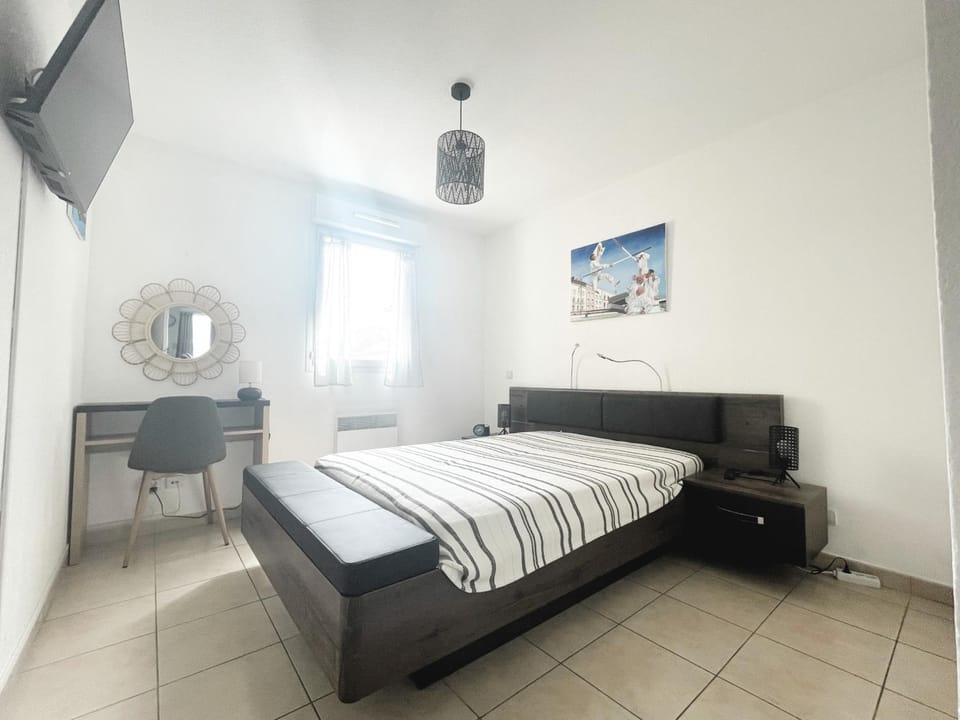 Joli T2 climatisé proche centre avec parking privé et loggia - Sète - FR-1-338-544 Apartment in Occitanie