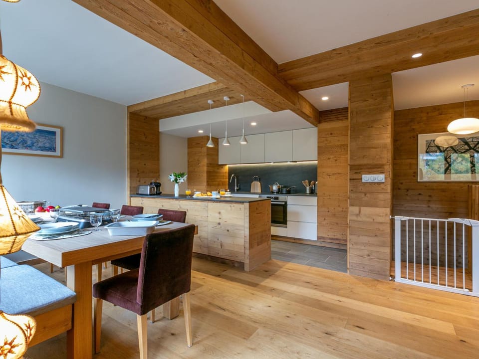 Appartement luxueux et lumineux avec balcon sud, 8 personnes, parking, WIFI - FR-1-694-337 Apartment in Val dIsere