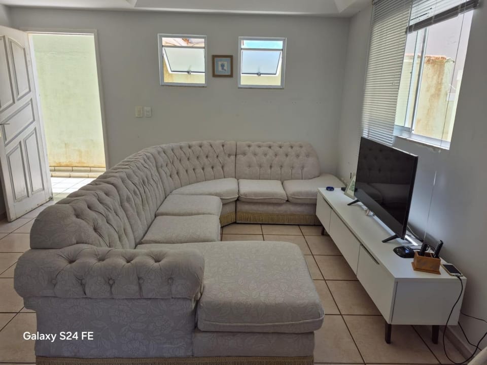 Cabo Frio- Casa pé na areia - Suíte vista mar- Garagem coberta privativa 2 vagas - Hospedagem para até 10 pessoas House in Cabo Frio