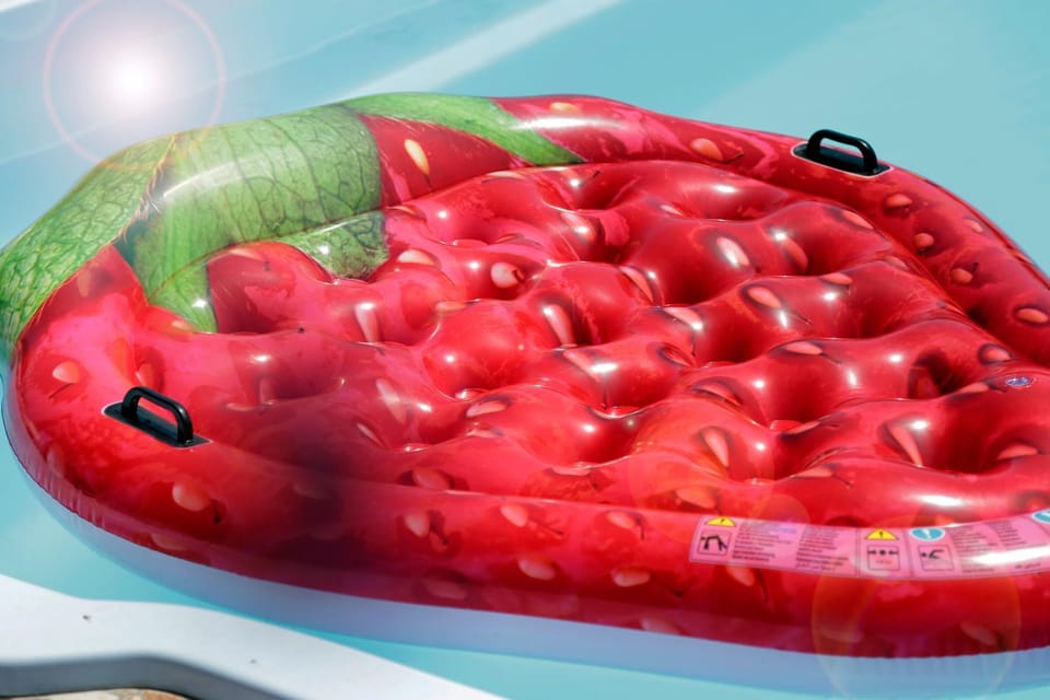 Swimming pool, Swimming pool