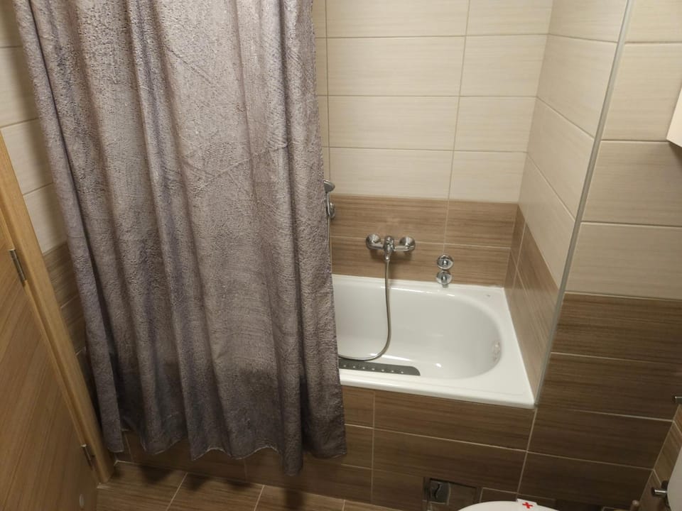 REA Apartment in Novi Sad