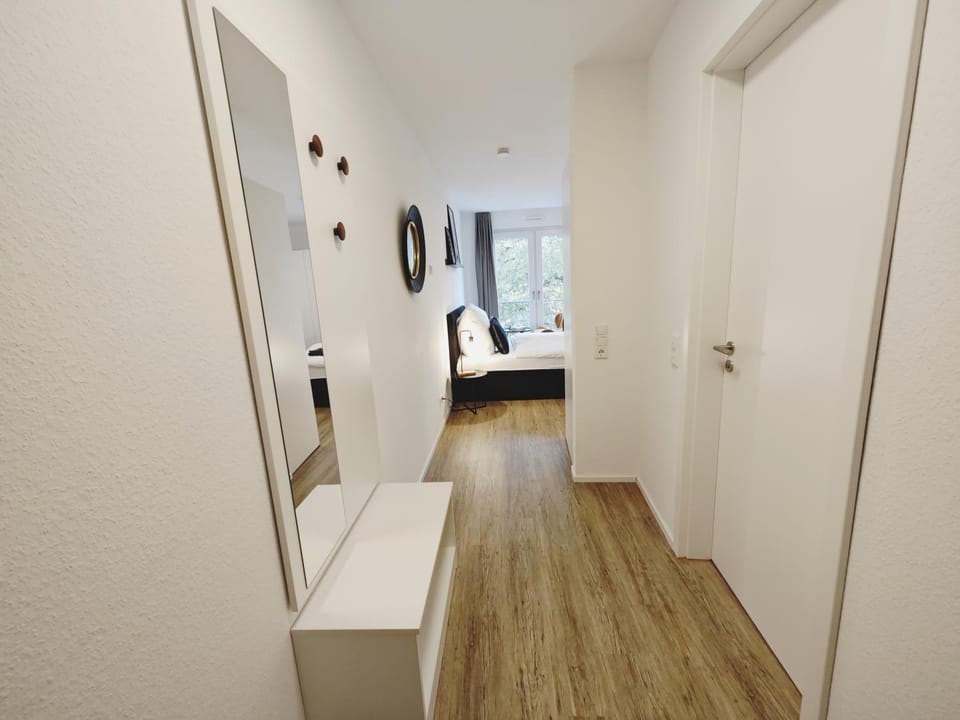 Photo of the whole room, Decorative detail