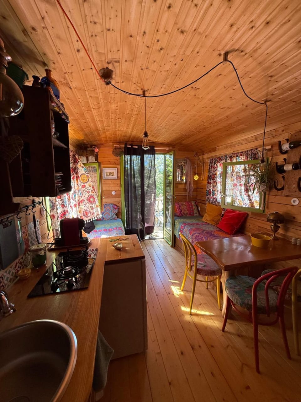 Roulotte de Charme Luxury tent in Bourgogne-Franche-Comté