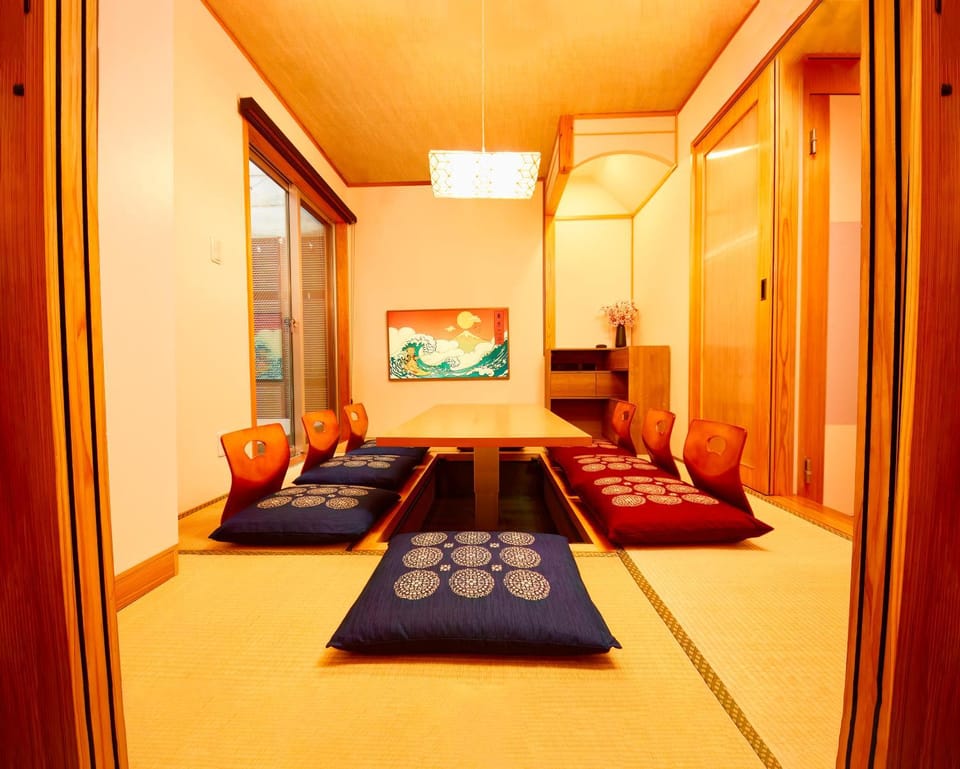 Communal lounge/ TV room, TV and multimedia, Living room, Diving